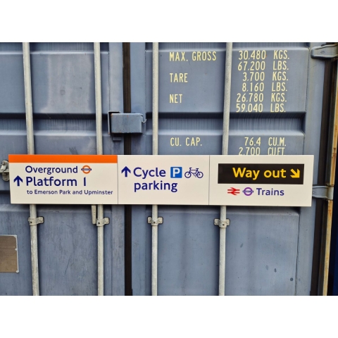 Overground Platform 1 to Emerson Park and Upminster/Cycle Parking (312025)