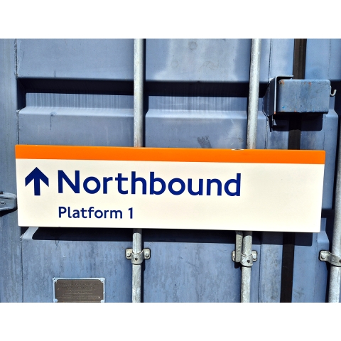 Northbound Arrow Up - Platform 1 (1202025)