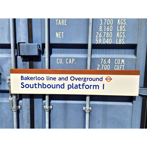Bakerloo line and Overground - Southbound Platform 1 (1232025)