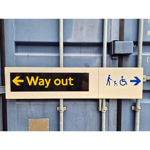 Way Out - Arrow Left - Icons Right (1782025)