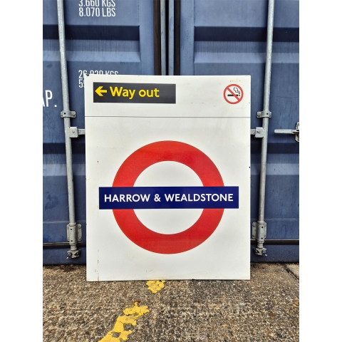 Harrow & Wealdstone Roundel - Arrow Left (1852025)
