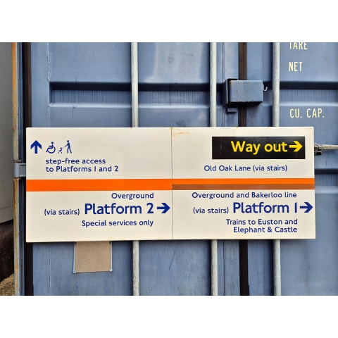 Step Free Access - Way Out Old Oak Lane - Bakerloo and Overground (1942025)