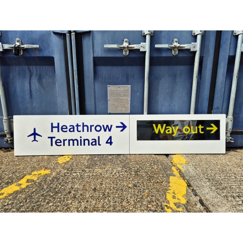 Heathrow Terminal 4 Arrow Right - Way Out Light Box (2032025)