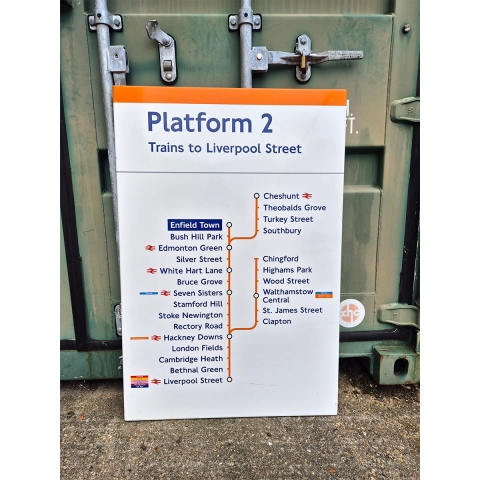 Platform Trains To Liverpool Street / Enfield Town Line Diagram (2312025)