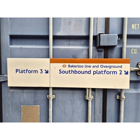 Platform 3 - Bakerloo line and Overground Southbound platform 2 (2652025)