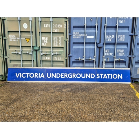 Victoria Underground Station - in three parts (3372025)